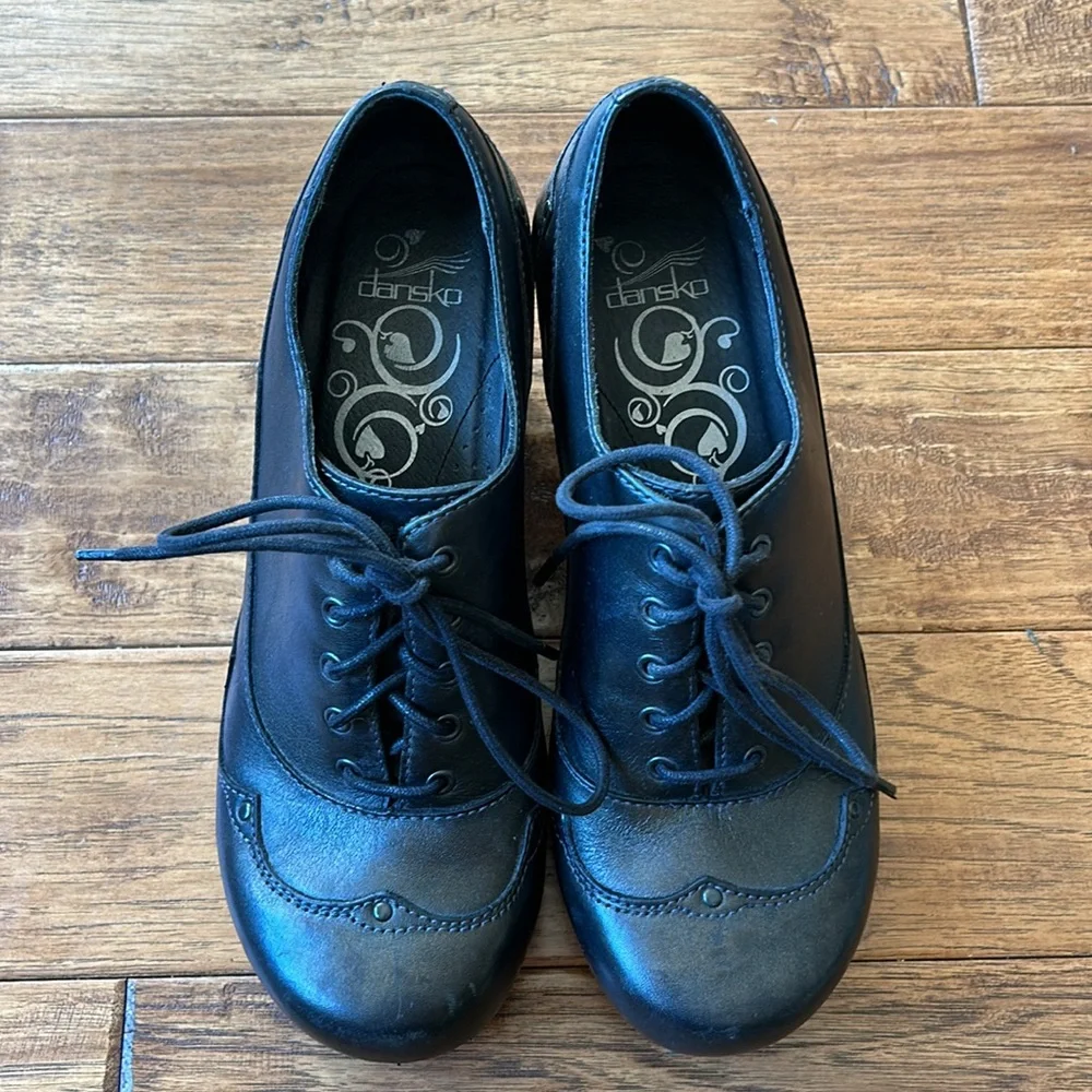 Dansko Nell Black Leather Lace Up Wingtip Oxford Clogs Heel Size 40_12